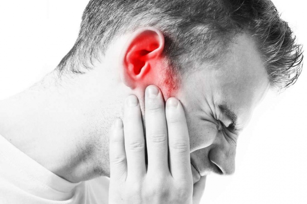 Почему появляется зуд в ушах